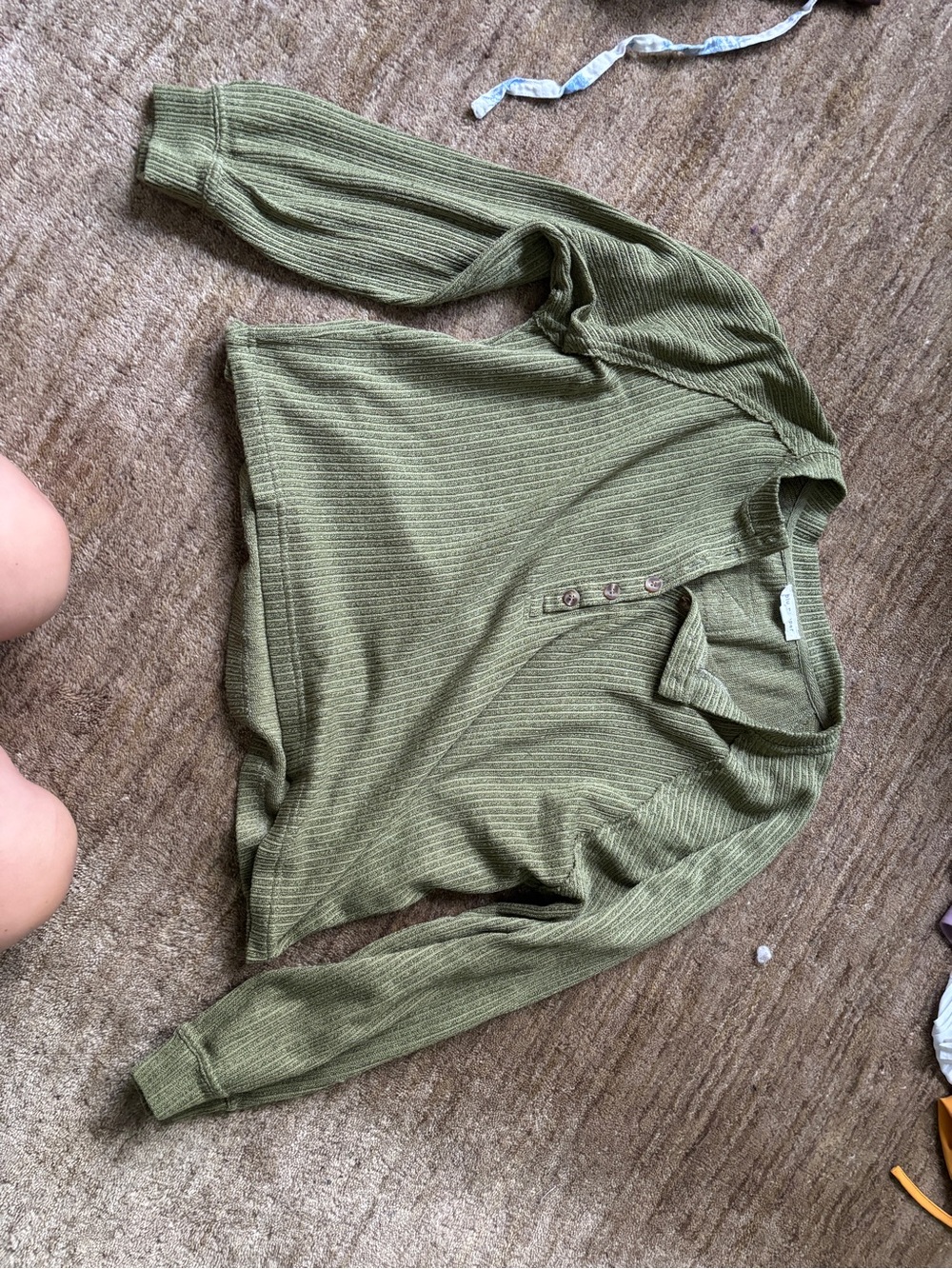 Green long sleeve top